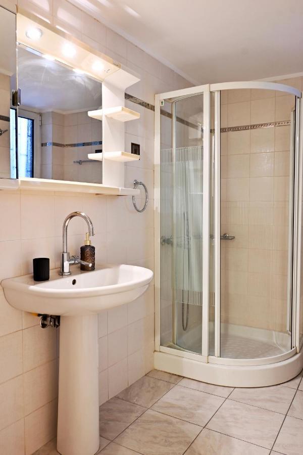 Delmare Athens Double Apartment Zewnętrze zdjęcie